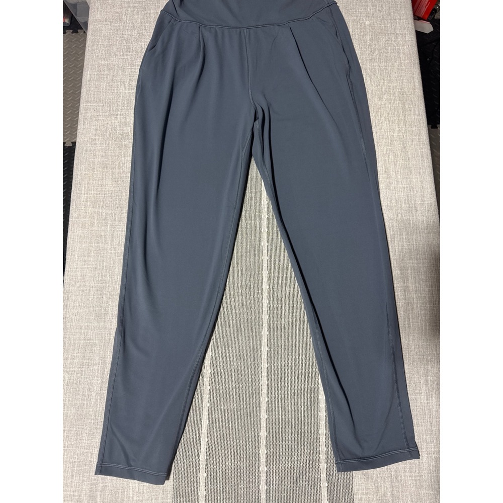 ATHLETA Elation Pant Women's Medium Grey Straight Leg Workout Athleisure Pants‎